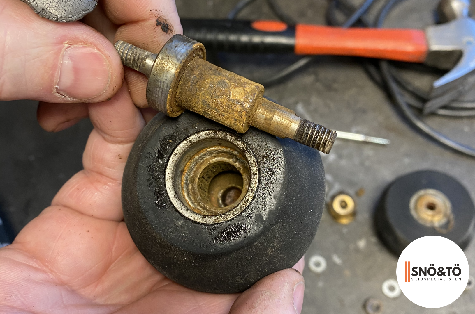 Underhåll & skötsel av rullskidor - så här gör du!