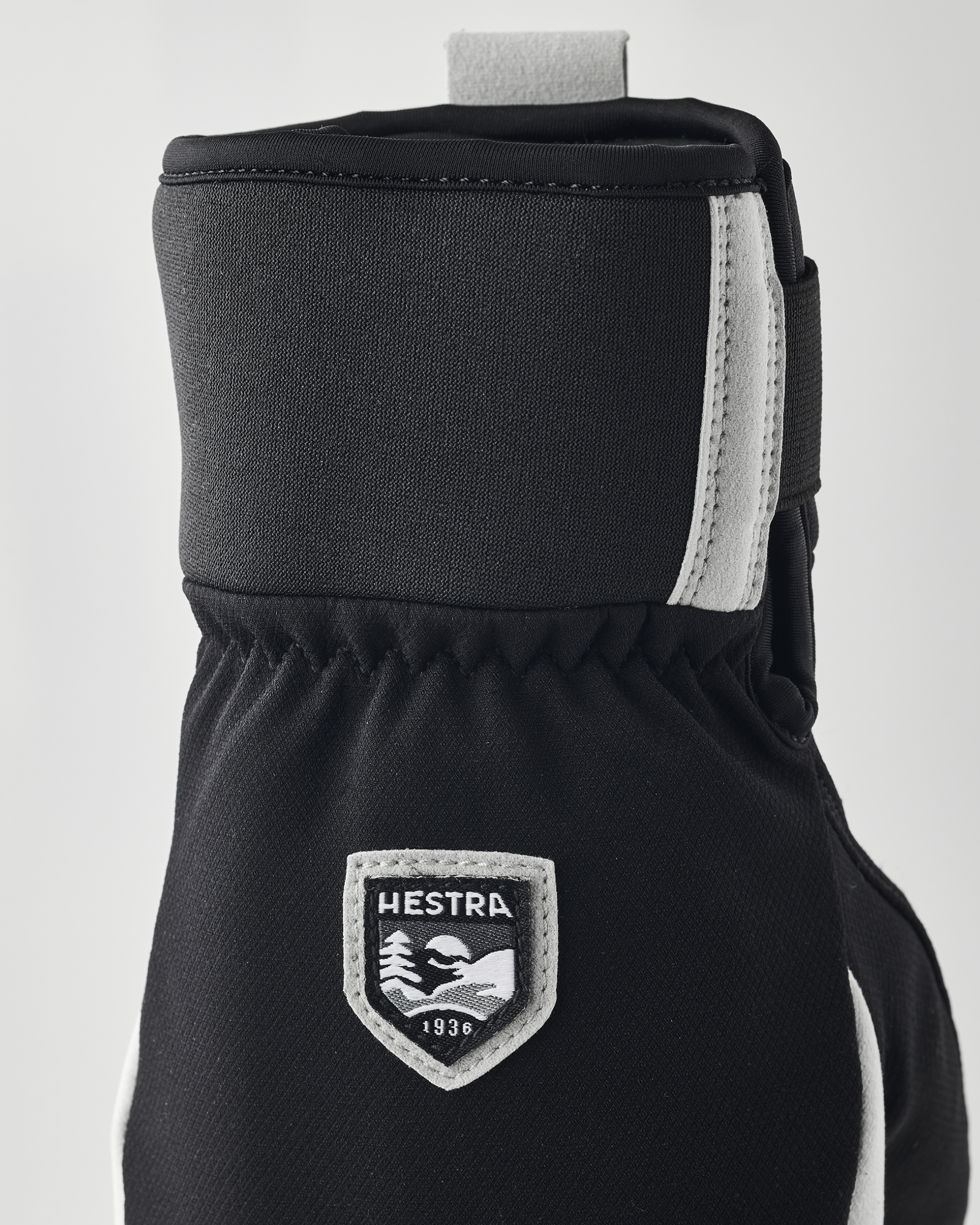 HESTRA Wool Terry Windbreaker Mitt, Black