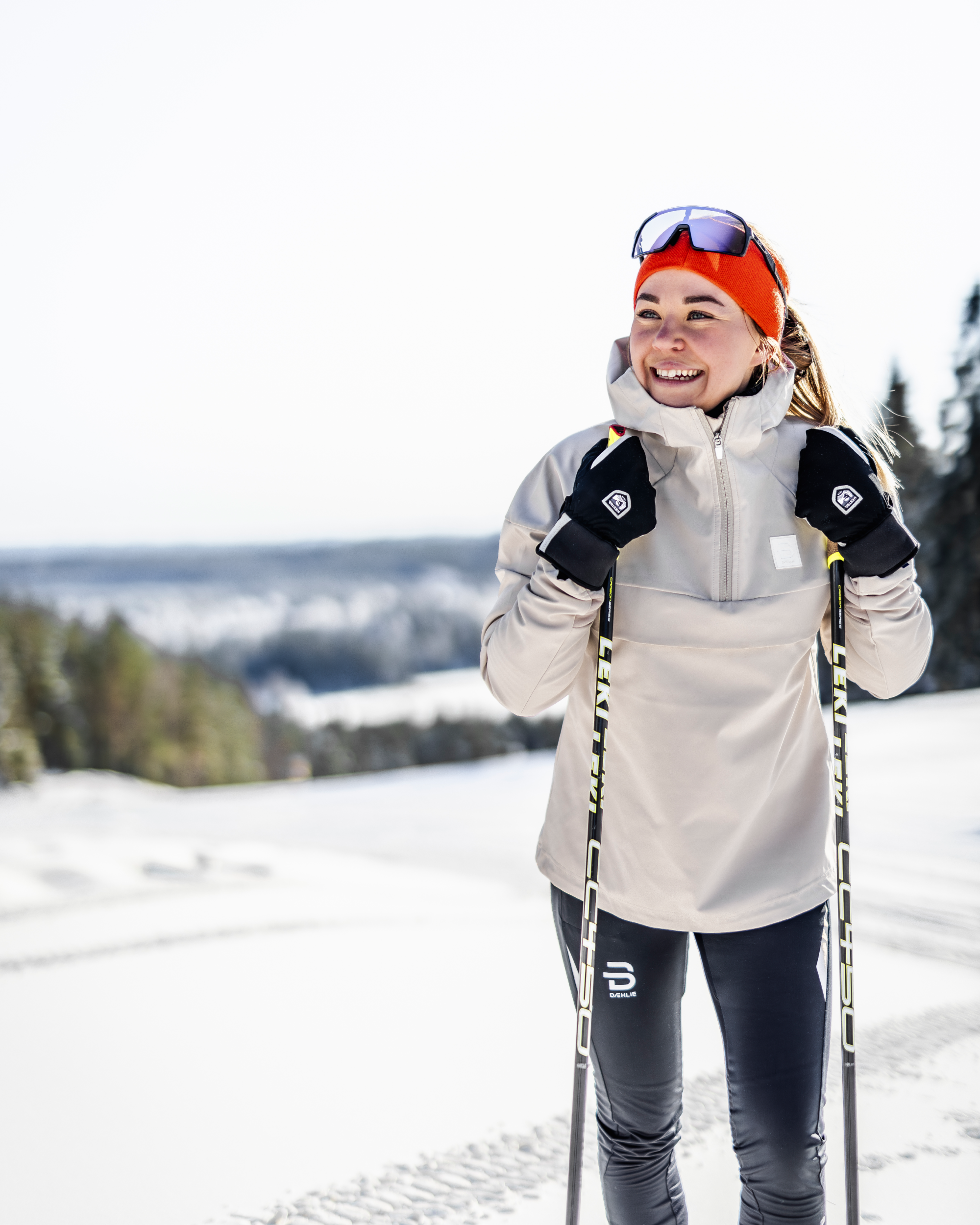 HESTRA Wool Terry Windbreaker Mitt, Black