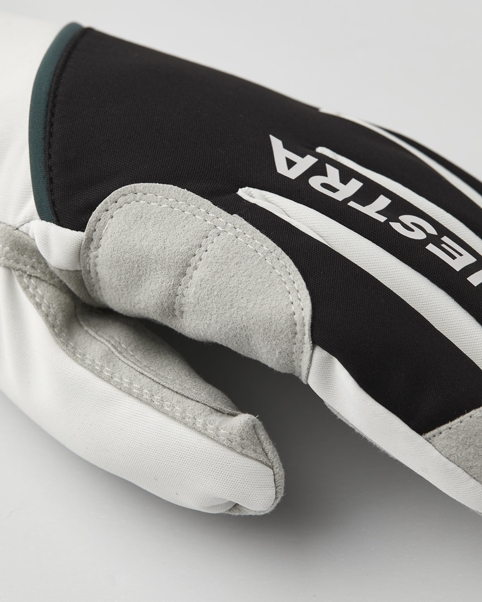 HESTRA Comfort Tracker - 5 finger, Black/Ivory