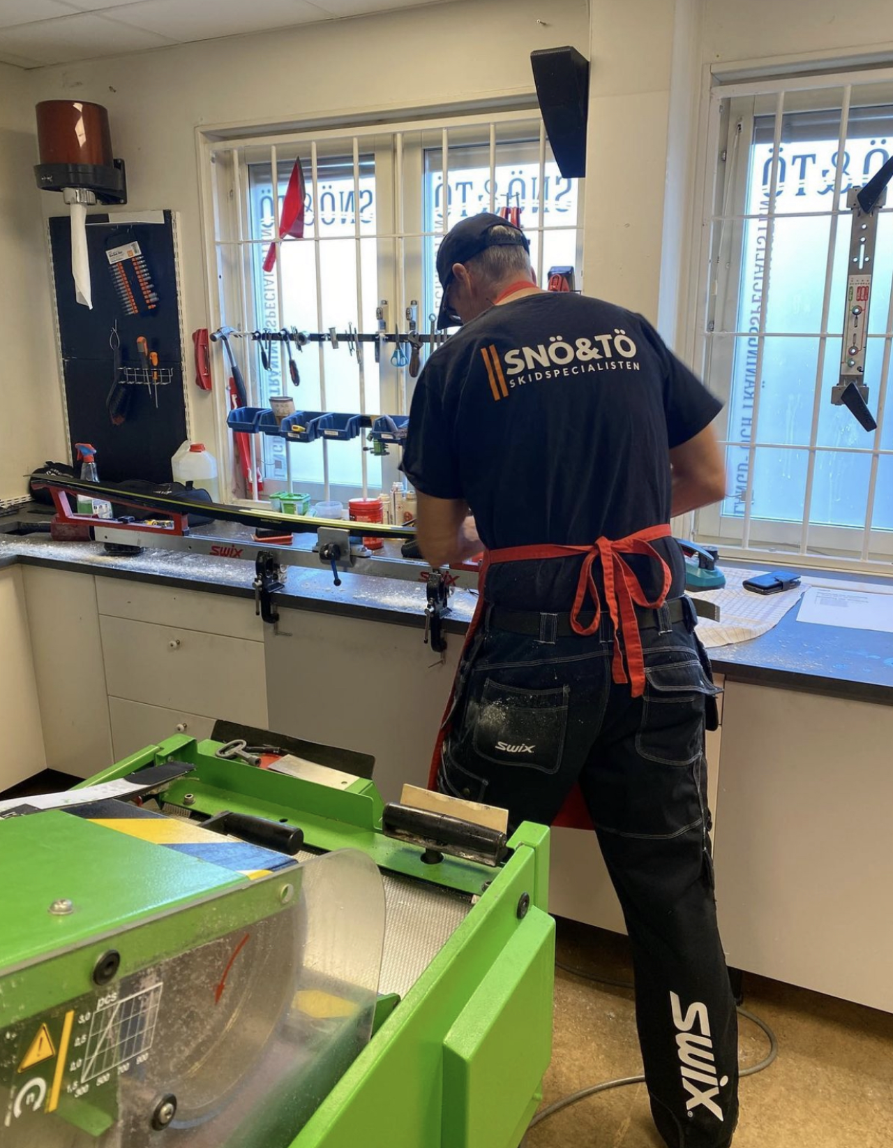 Fästvallning av längdskidor - Snö&Tö